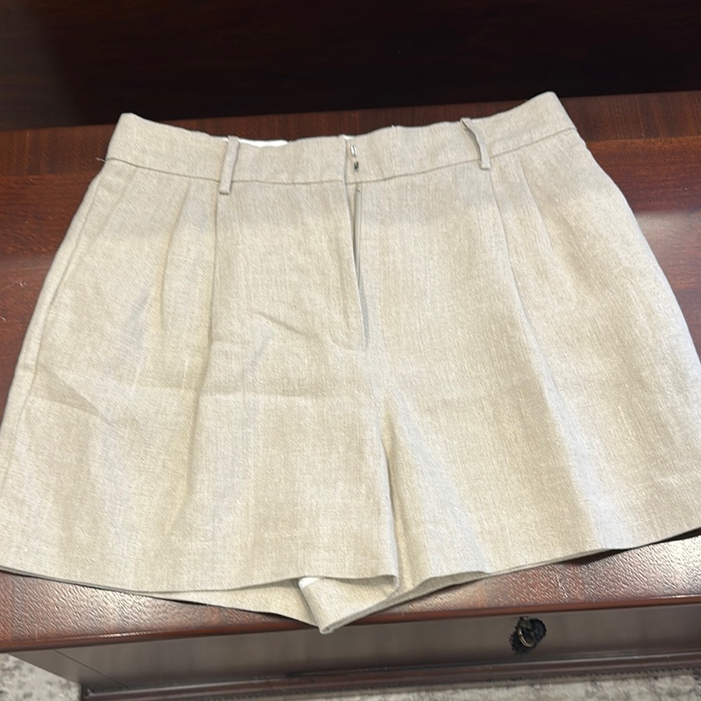 Michael Kors Women's Beige Shorts